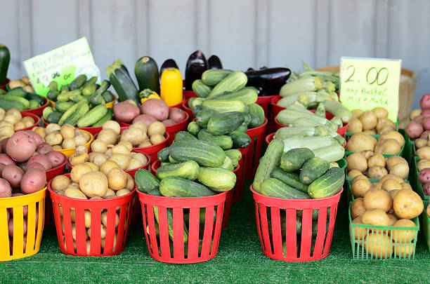 istock Assorted Vegetables at farmer's market 184323198