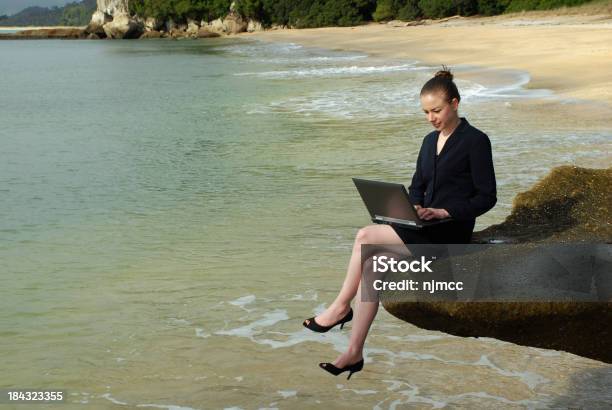 Worklifebalance Stockfoto und mehr Bilder von Arbeiten - Arbeiten, Drahtlose Technologie, Entspannung