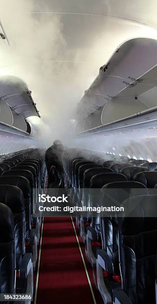 Foto de Avião De Limpeza e mais fotos de stock de Avião - Avião, Limpar - Atividade Móvel, Aeroporto