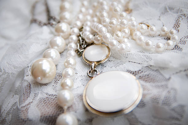 istock Vintage Pearl Jewelry 184324422
