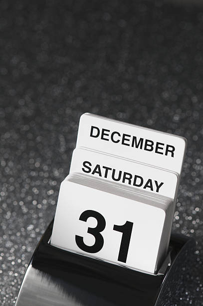 istock Saturday December 31 New Year's Eve Calendar 184326268