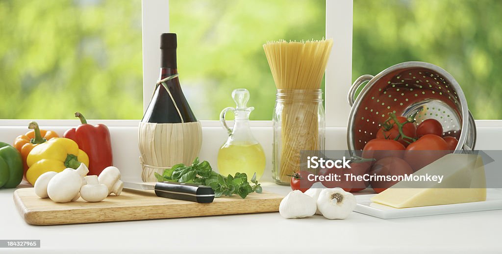 Preparar vegetariano espaguete - Foto de stock de Região de Chianti royalty-free