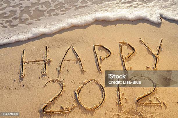 幸せな新年の文書には砂浜波 - 2012年のストックフォトや画像を多数ご用意 - 2012年, 21世紀, お祝い