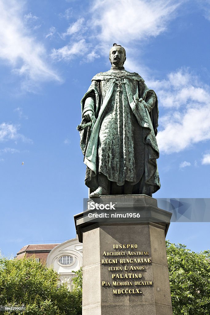Estátua de József Arquiduque Joseph no centro da cidade de Budapeste - Royalty-free Arquiduque Foto de stock
