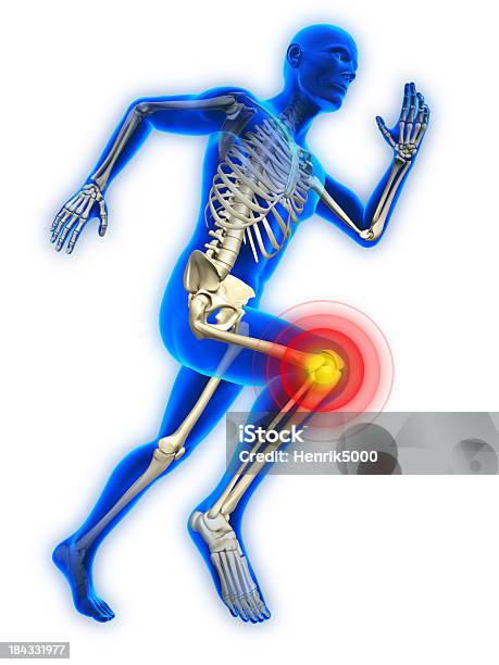 Hombre Corriendo Con Lesión De La Rodilla Foto de stock y más banco de imágenes de Correr - Correr, Pruebas en pista, Dolor