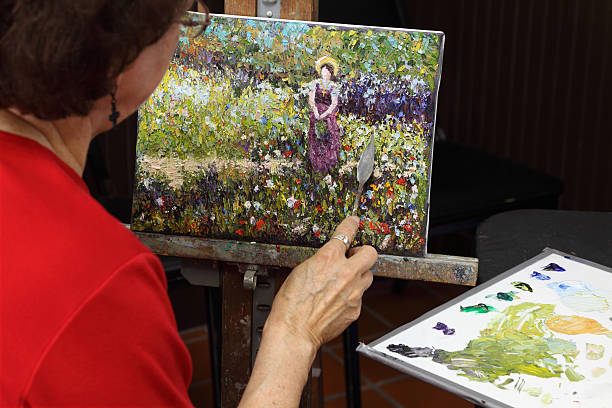 istock Artist Painting a Picture 184332576