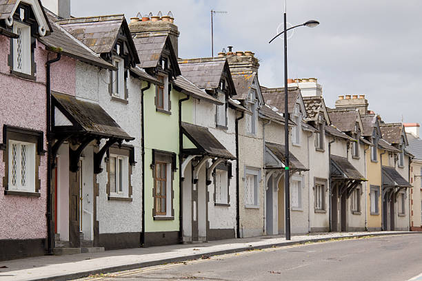 istock Colorful Irish Houses 184333385