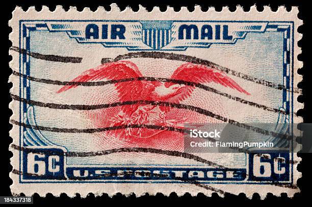 Stornierte Airmail Briefmarke Isoliert Auf Schwarz Stockfoto und mehr Bilder von 1930-1939