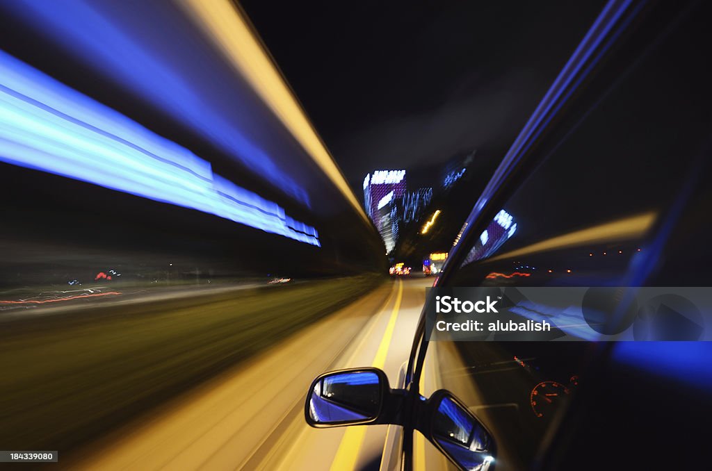 Autofahren in der Nacht - Lizenzfrei Asphalt Stock-Foto