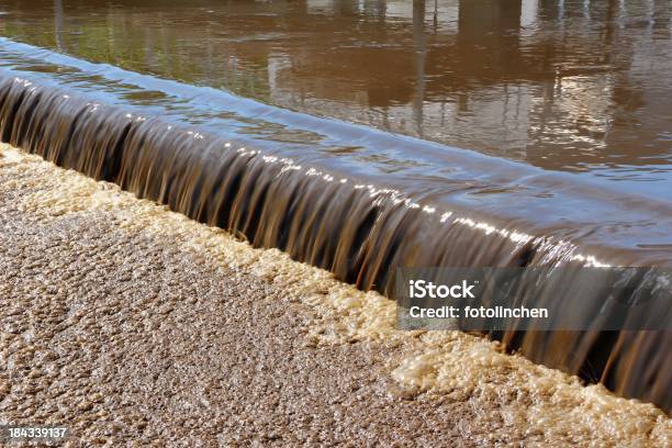 Abwasserbehandlung Stockfoto und mehr Bilder von Abwasser - Abwasser, Fließbandfertigung, Bakterie