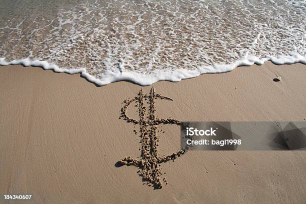 Photo libre de droit de Panneau Dolar banque d'images et plus d'images libres de droit de Symbole du dollar - Symbole du dollar, Sable, Plage