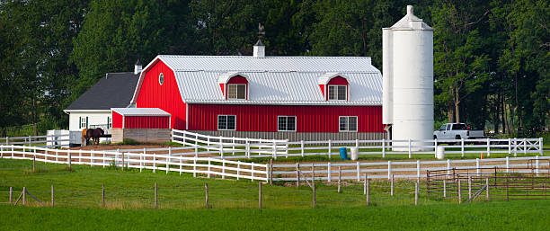 istock Idyllic Rural Farm With Horse Stable 184342133