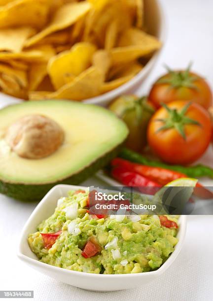 Guacamole - Fotografias de stock e mais imagens de Abacate - Abacate, América Latina, Batatas Preparadas