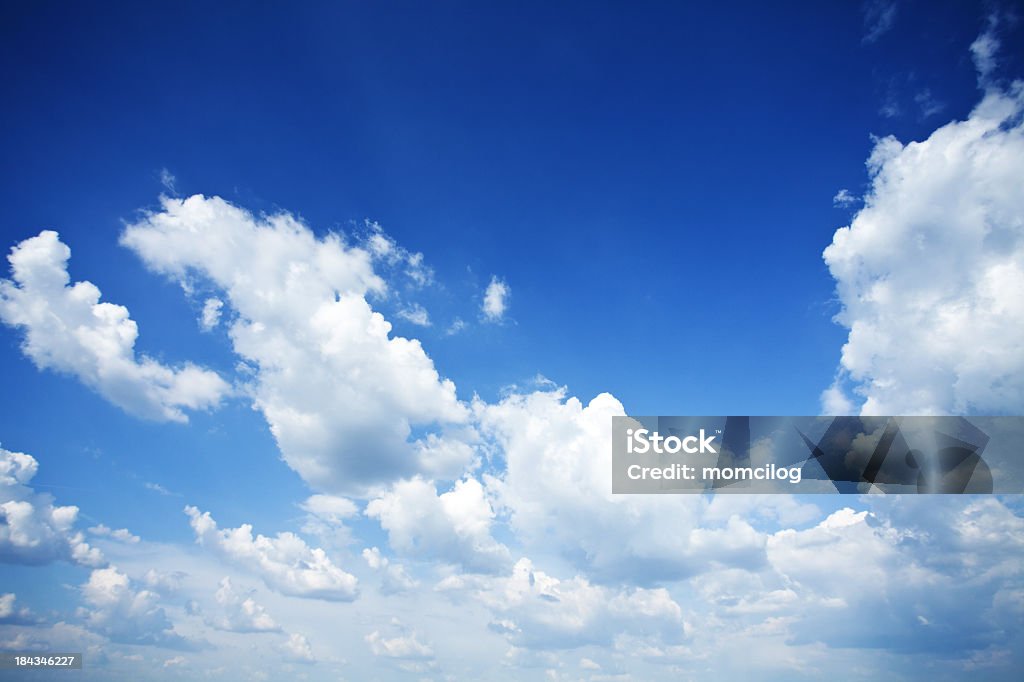 Bela Paisagem com nuvens - Royalty-free Ao Ar Livre Foto de stock