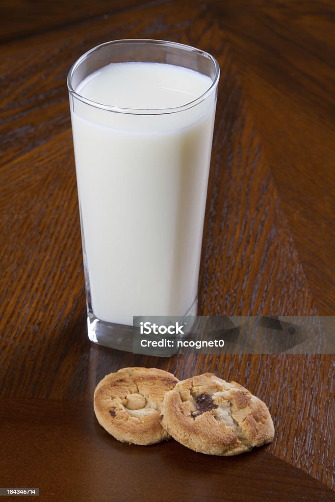 Milch und Kekse - Lizenzfrei Aussicht genießen Stock-Foto