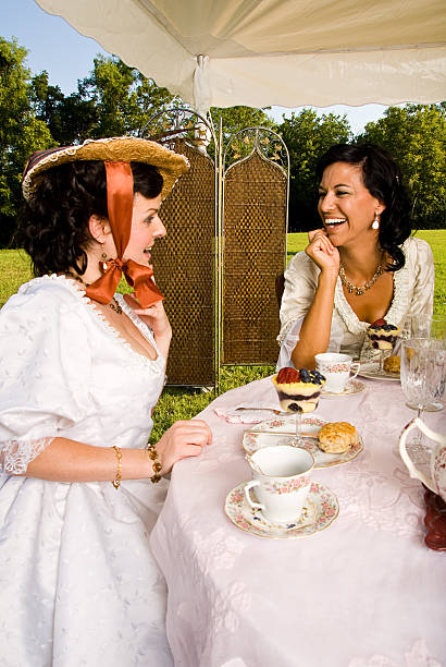 tea party - southern belle fotografías e imágenes de stock