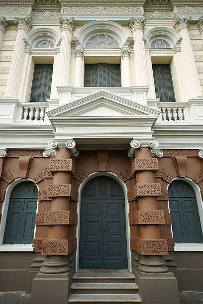 istock Chakri Maha Prasat  Building Bangkok Thailand 184347915