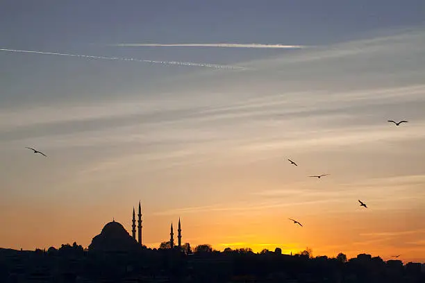 Istanbul Suleymaniye Mosque at sunset