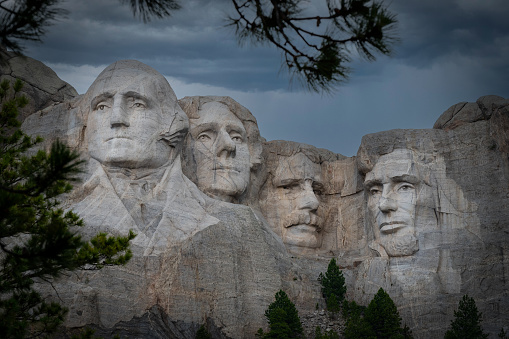 Mount Rushmore National Monument with clear blue skies in South Dakota.