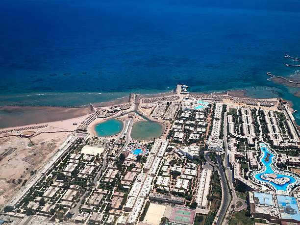 istock Overhead view of Beach resort in Red Sea 184350512