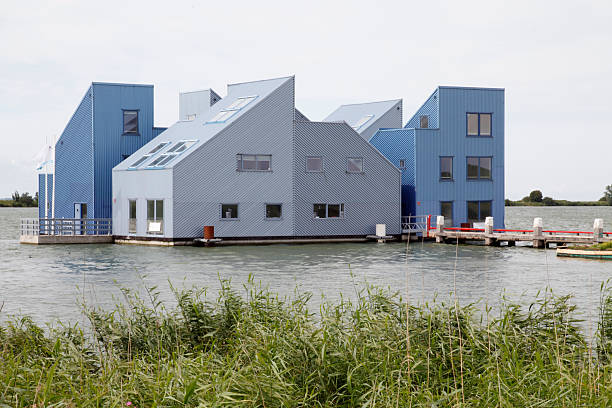 Floating Houses "Bleu floating houses in Almere, Netherlands" almere photos stock pictures, royalty-free photos & images