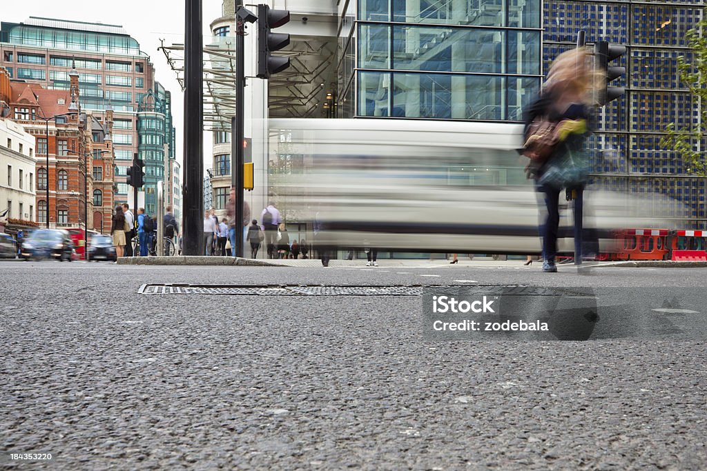 Überqueren Sie die Straße, Stadt-Verkehr - Lizenzfrei Abschied Stock-Foto