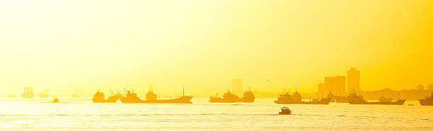 istock Sunset in Istanbul, Turkey 184356990
