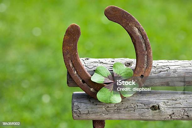 Simbolo Di Buona Fortuna - Fotografie stock e altre immagini di Fortuna - Chance - Fortuna - Chance, Ferro di cavallo - Accessorio per animali, Portafortuna