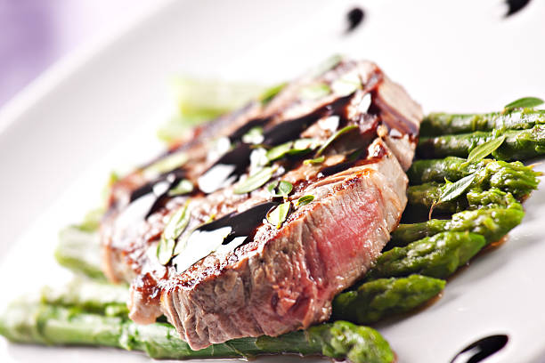 Fillet of beef with asparagus