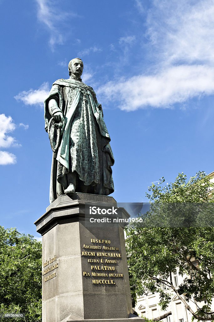 Estátua de József Arquiduque Joseph no centro da cidade de Budapeste - Royalty-free Arquiduque Foto de stock