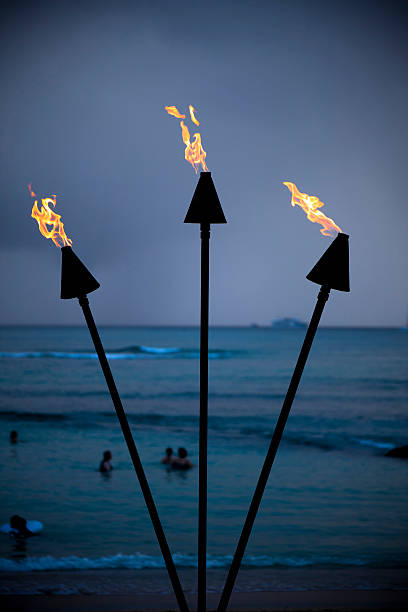 istock Waikiki Flaming Torches 184359696