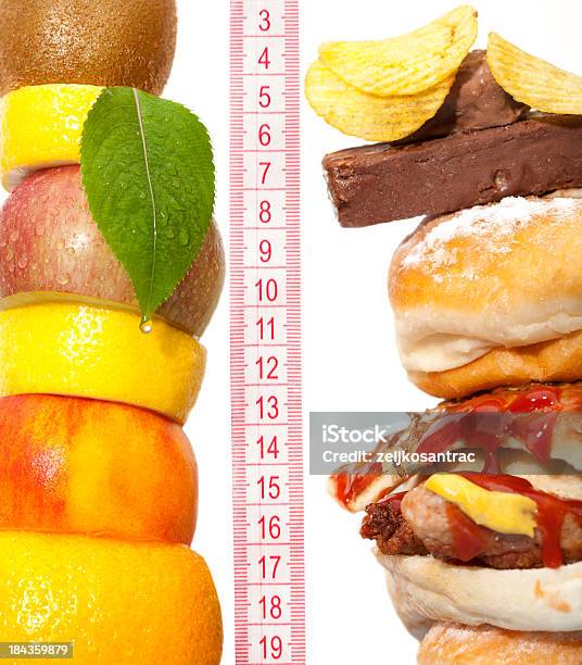 Sie Fitness Stockfoto und mehr Bilder von Hamburger - Schnellgericht - Hamburger - Schnellgericht, Krapfen und Doughnuts, Apfel