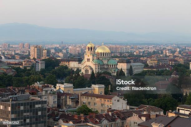 Catedral De Alexander Nevski Foto de stock y más banco de imágenes de Sofía - Sofía, Bulgaria, Ciudad