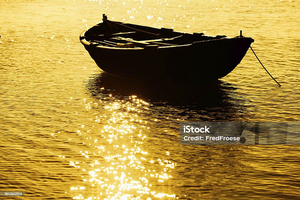 Boot auf dem See - Lizenzfrei Abenddämmerung Stock-Foto