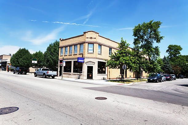 istock Corner shop in Edison Park, Chicago 184365958