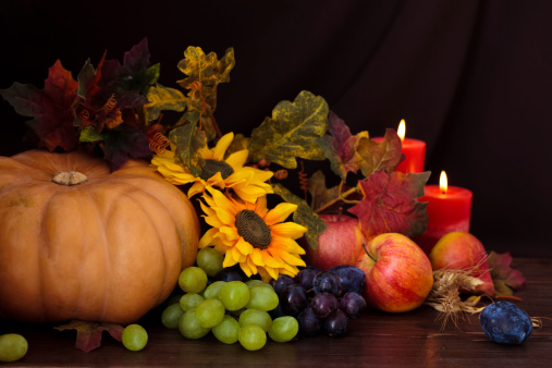 Collection of autumnal fruits and vegetables.