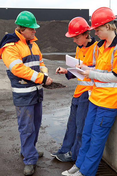 Contruction Learning 60+ Road Construction Training Stock Photos, Pictures & Royalty-Free ...