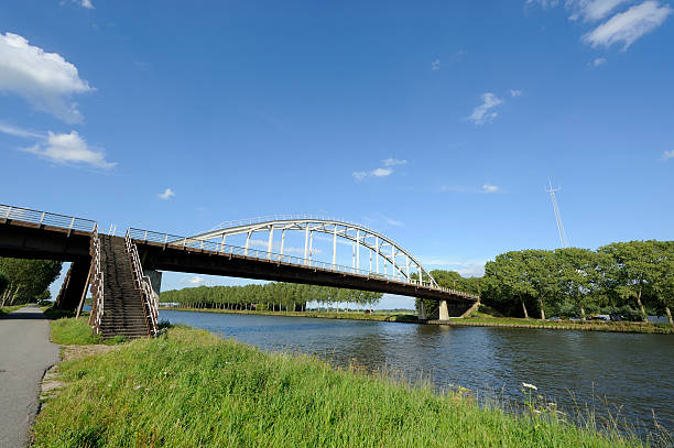 istock Arch bridge over the Amsterdam-Rhine Canal 184370418