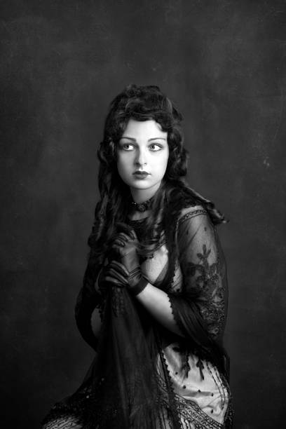 istock Art Nouveau.Silent cinema actress. 184370667
