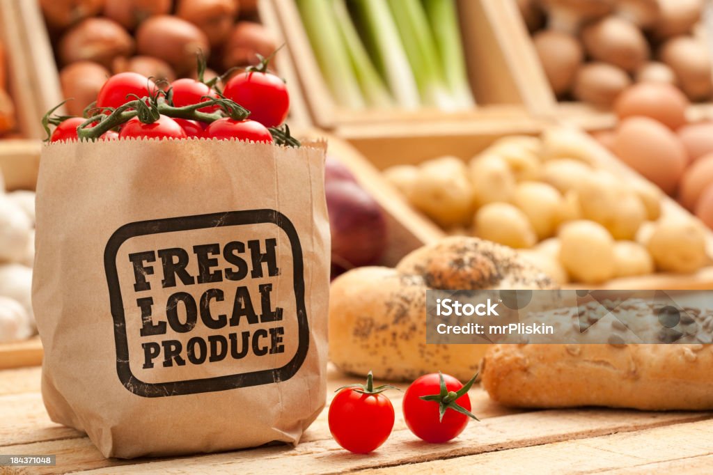 Productos locales frescos - Foto de stock de Ajo libre de derechos