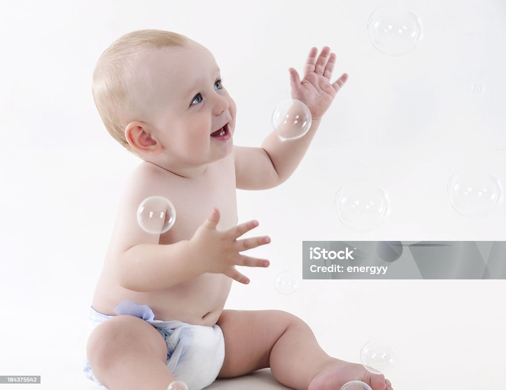 Bebé de pensamiento play - Foto de stock de Atrapar libre de derechos