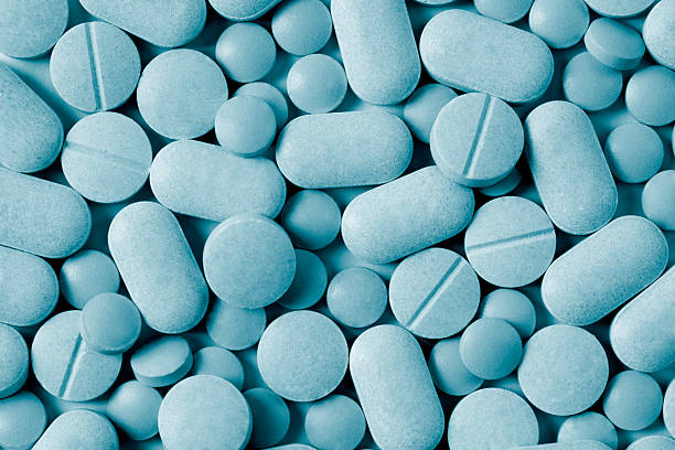 pillole di medicina - painkiller pill capsule birth control pill foto e immagini stock