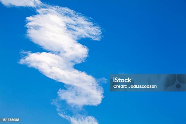 Wirbel Von Wolken Im Hintergrund Stockfoto und mehr Bilder von Feuer - Feuer, Rauch, Wolkenloser Himmel