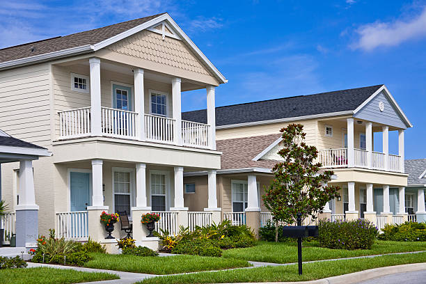 istock Neighborhood 184379226