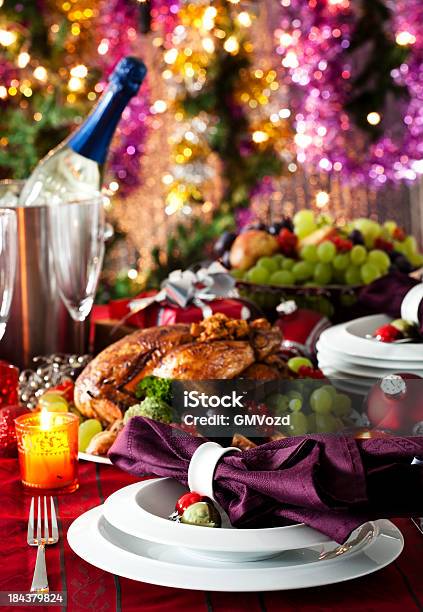 공유일 석식 속채운 하띤 및 사이드 메뉴 크리스마스에 대한 스톡 사진 및 기타 이미지 - 크리스마스, 다중 색상, 음식