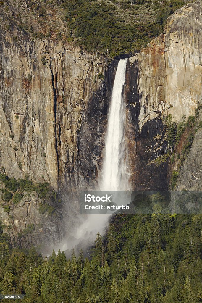 Cataratas de Bridal Veil-Yosemite Parque nacional do promontório de Vale - Royalty-free Ao Ar Livre Foto de stock