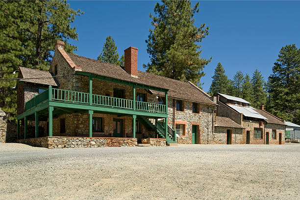 The main office of the Empire Mine company was designed by architect Willis Polk and built in 1898. It is constructed from waste granite from the mine.Click on any of these thumbnails to see more of the California Gold Country: