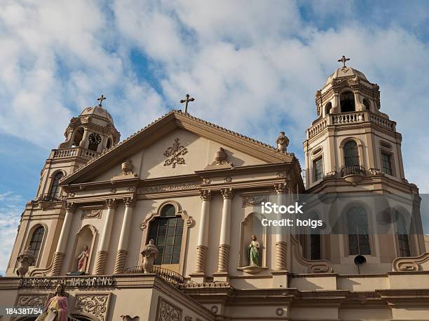 Chiesa Quiapo - Fotografie stock e altre immagini di Chiesa - Chiesa, Manila - Filippine, Capitali internazionali