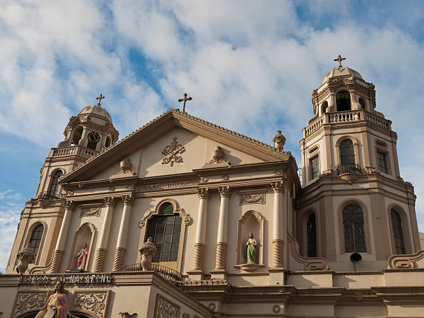 istock Quiapo Church 184381754