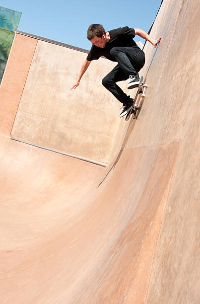 istock Teenage skateboarder 184381839